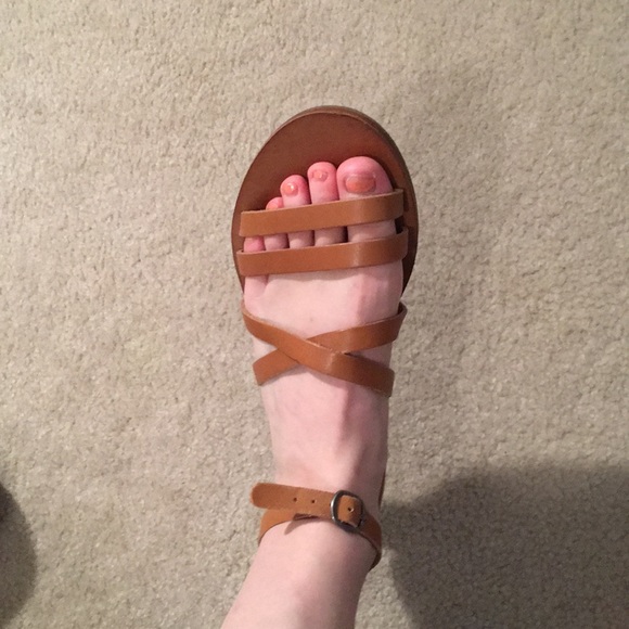 Sandals - Picture 3 of 4